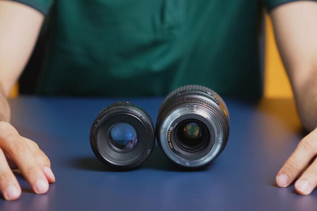 جانبی جان 33 لنز دوربین عکاسی